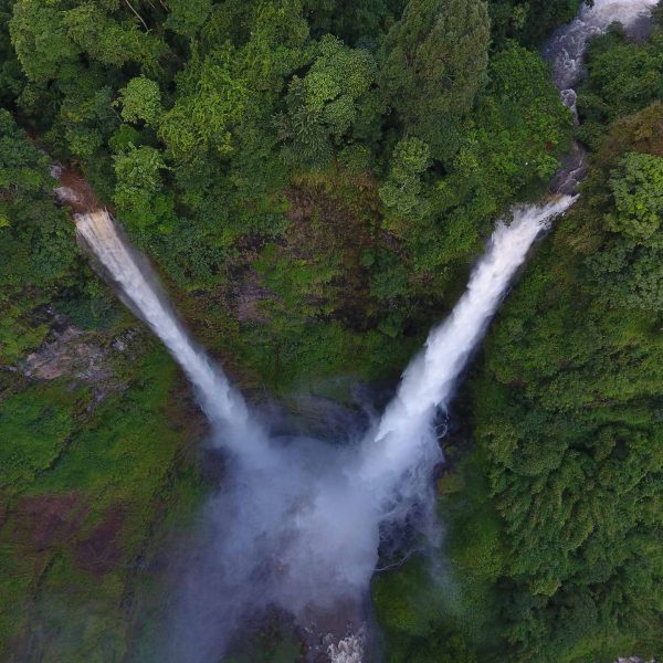 Tad Fane Waterfall from above 1920x1080